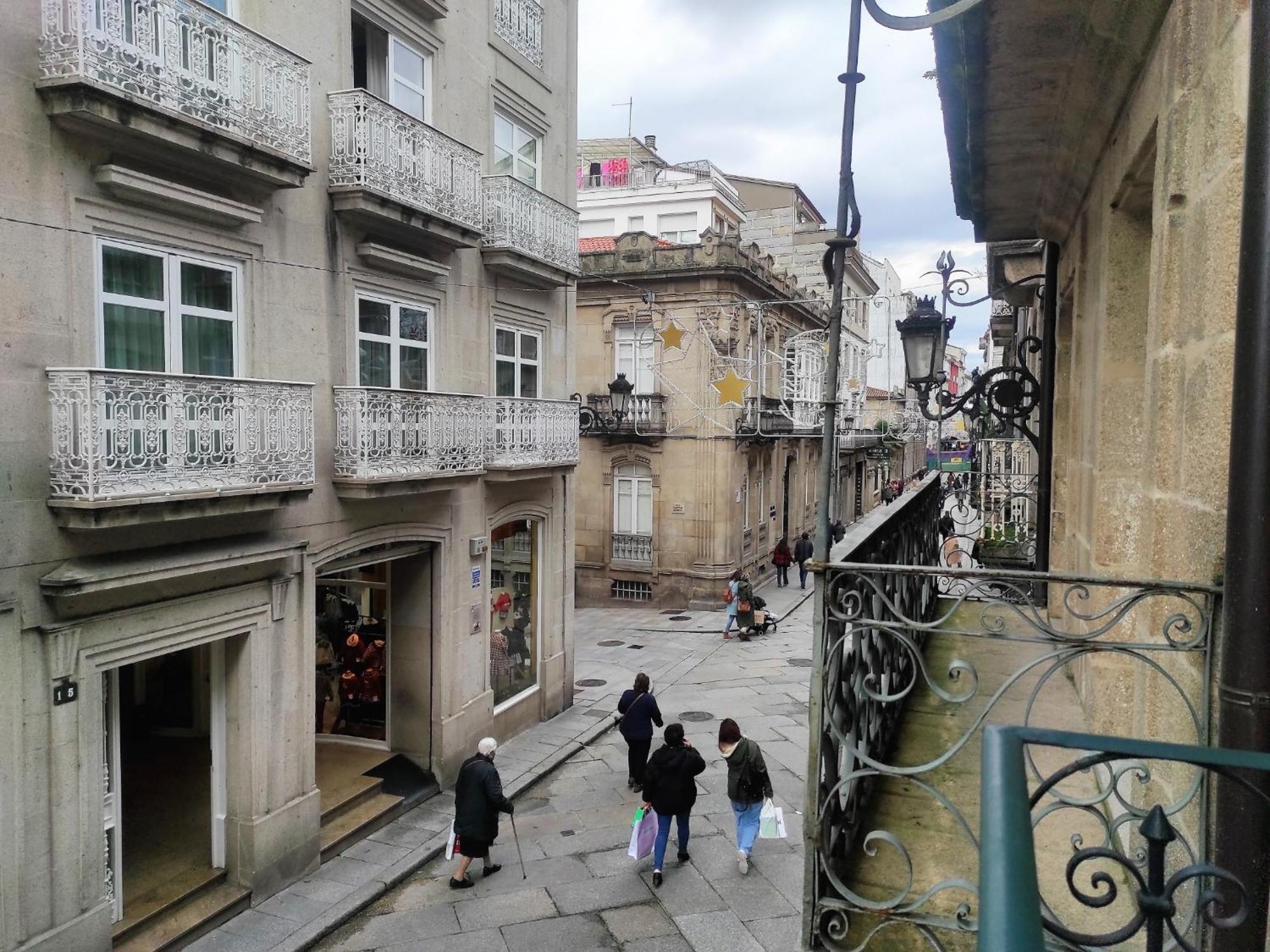 奥伦塞1A. Disfruta De Su Balcon Sobre El Casco Viejo.公寓 外观 照片